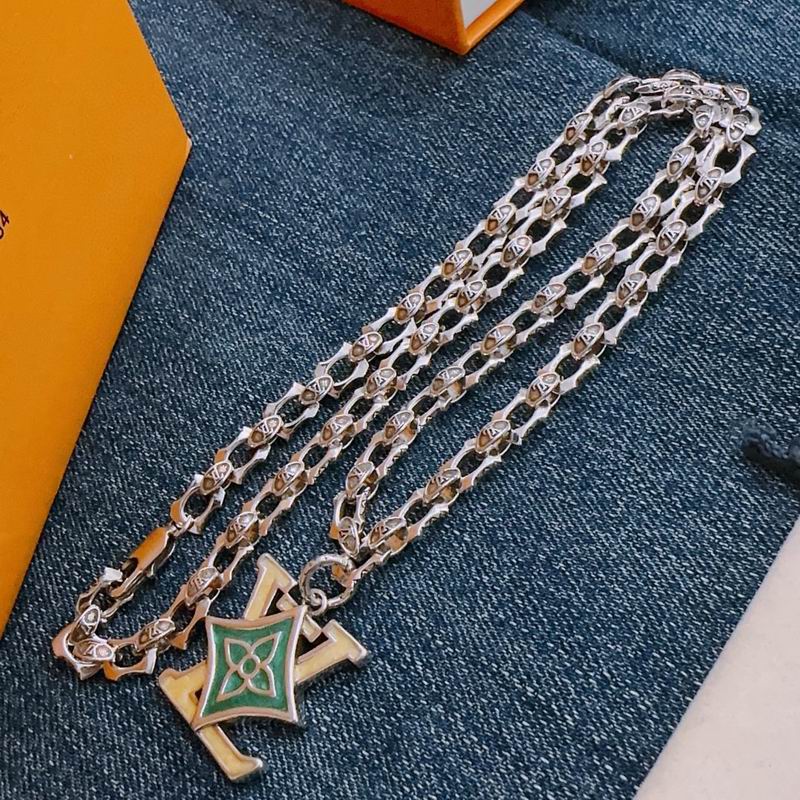LV Necklace 03lyr298